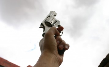 havaya ateş etmek, maganda kurşunu, havaya atılan mermi nereye gider, havaya atılan mermi ne kadar gider